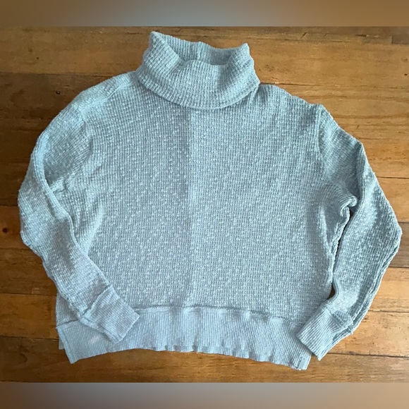 WE THE FREE Tommy Turtle Sweater in green aqua shade pullover - Picture 4 of 8